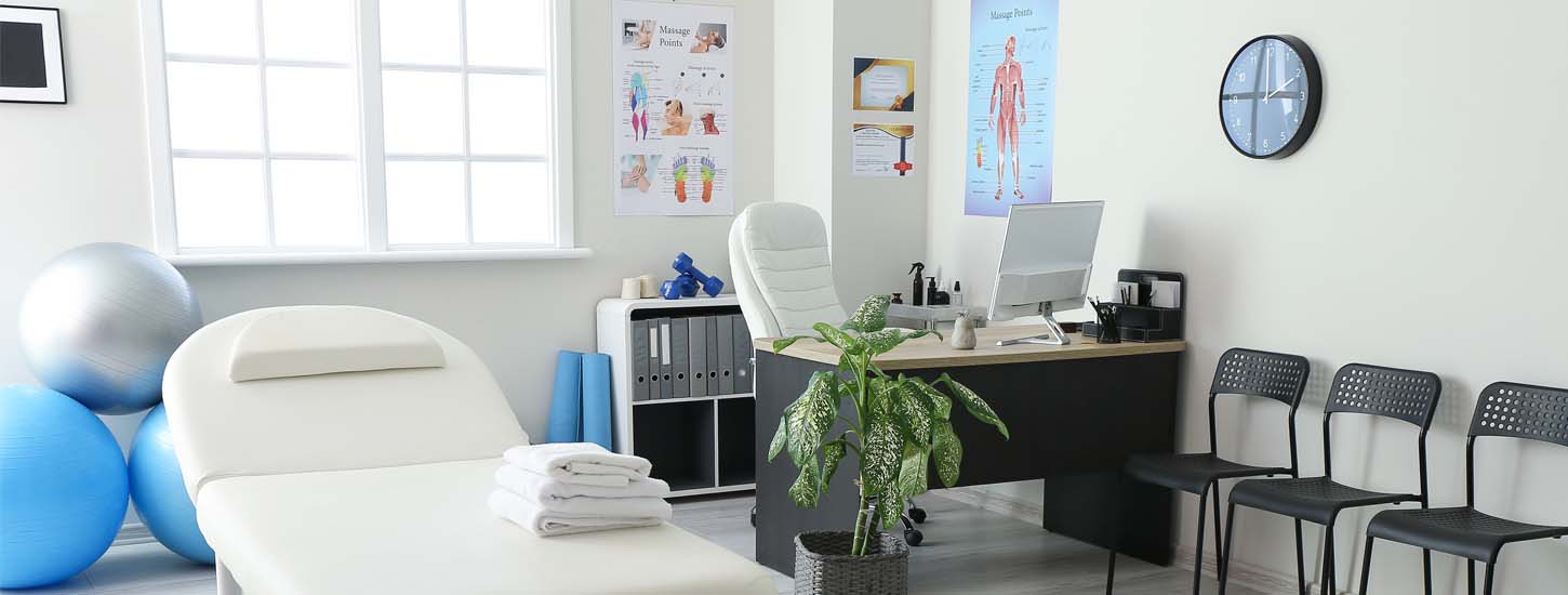 What Does a Chiropractor Do?